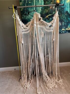 Handmade Macramé Wall Hanging Tapestry in Natural Cream